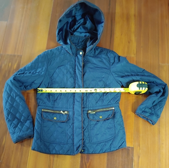 Quilted Jacket with hood Navy Size small - Picture 11 of 12